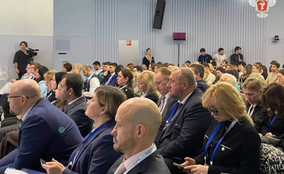Томская делегация принимает участие в национальном конгрессе по здравоохранению